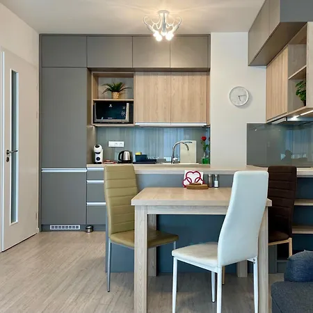 Cityview Apartment *